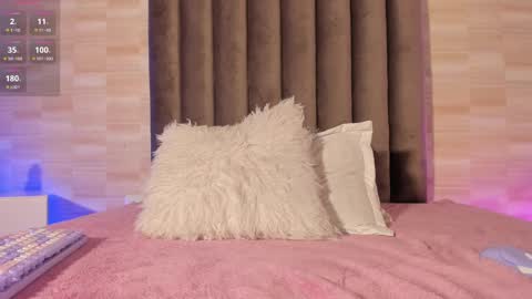 Snapshot of violeth_evans chatting on March 2, 2025, 2:43 pm Violeth online show from March 2, 2025, 2:43 pm