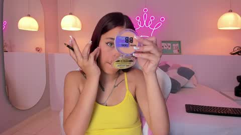 Violeth Hill online show from January 29, 2025, 8:25 pm