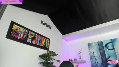 violetparkker online show from February 25, 2025, 12:45 pm