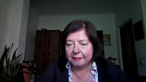 Snapshot of violetpulse chatting on October 3, 2025, 12:02 pm violetpulse online show from October 3, 2025, 12:02 pm