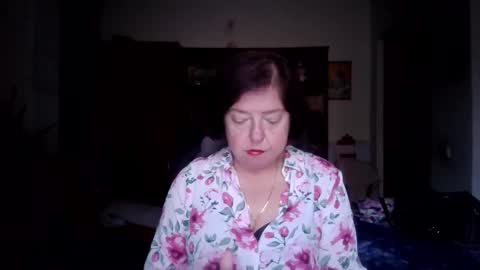 Snapshot of violetpulse chatting on October 29, 2025, 12:18 pm violetpulse online show from October 29, 2025, 12:18 pm