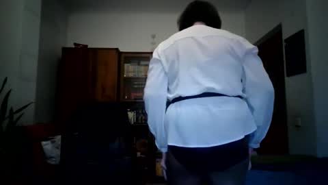 Snapshot of violetpulse chatting on November 6, 2025, 12:39 pm violetpulse online show from November 6, 2025, 12:39 pm