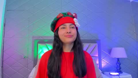 Violet Rousse online show from December 1, 2025, 4:45 pm