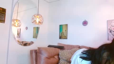Snapshot of violetsweet_cs chatting on February 4, 2025, 4:05 am violetsweet_cs online show from February 4, 2025, 4:05 am