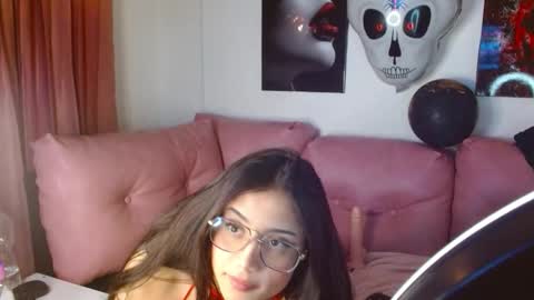 Snapshot of violetsweet_cs chatting on October 15, 2025, 10:26 am violetsweet_cs online show from October 15, 2025, 10:26 am