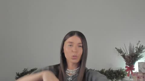 violetta_finch online show from January 12, 2025, 8:14 am