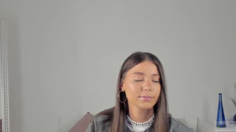 Snapshot of violetta_finch chatting on February 6, 2025, 8:29 am violetta_finch online show from February 6, 2025, 8:29 am