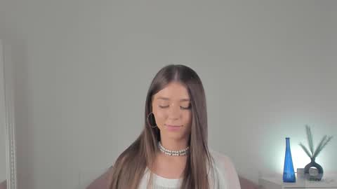 Snapshot of violetta_finch chatting on February 14, 2025, 4:20 pm violetta_finch online show from February 14, 2025, 4:20 pm