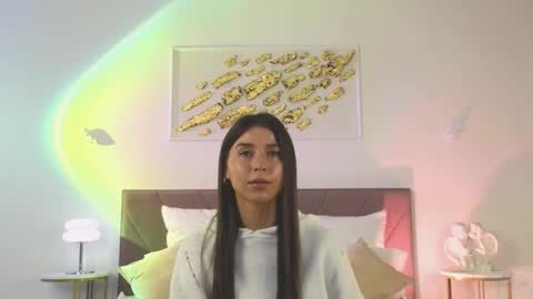 Snapshot of violetta_finch chatting on November 29, 2025, 10:29 am violetta_finch online show from November 29, 2025, 10:29 am