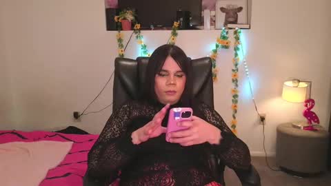 violettacam69 online show from February 11, 2025, 1:30 pm