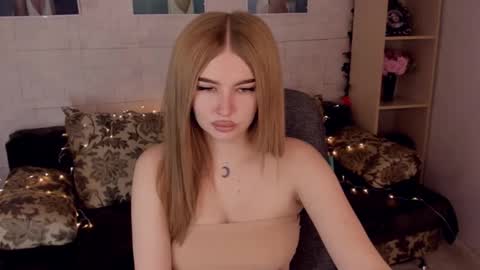 Snapshot of violettaotis chatting on December 30, 2024, 11:37 am ViolettaOtis online show from December 30, 2024, 11:37 am