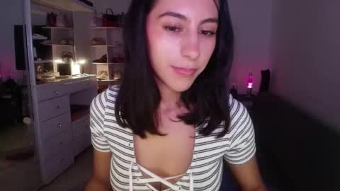 Violetta....Follow me in Twitter... online show from March 11, 2025, 4:32 am