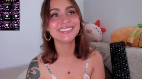 Violette  online show from September 28, 2025, 6:24 pm