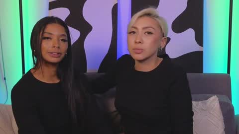 Violet online show from January 3, 2025, 4:22 am