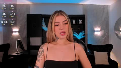 Violett  online show from November 16, 2025, 11:16 am