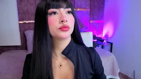 Snapshot of viollettebylyly chatting on November 27, 2025, 12:29 pm viollettebylyly online show from November 27, 2025, 12:29 pm