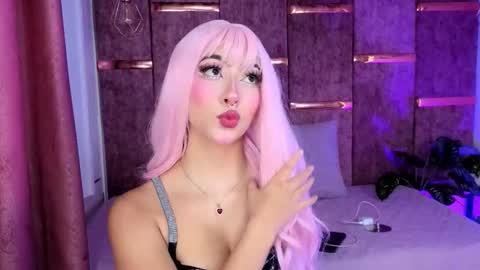 Snapshot of viollettebylyly chatting on December 4, 2025, 12:14 pm viollettebylyly online show from December 4, 2025, 12:14 pm