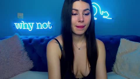 Snapshot of viollinalv chatting on January 13, 2025, 5:44 am viollinalv online show from January 13, 2025, 5:44 am