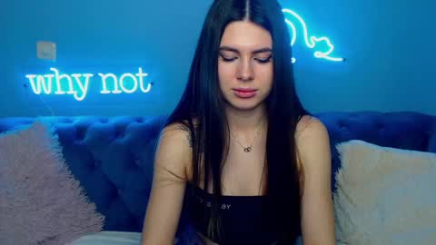 Snapshot of viollinalv chatting on January 14, 2025, 8:41 am viollinalv online show from January 14, 2025, 8:41 am