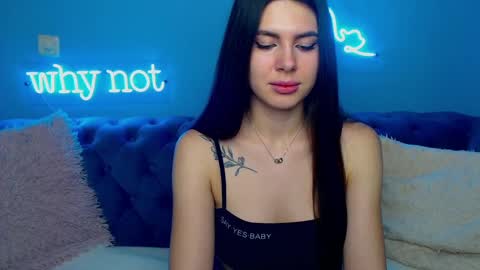 Snapshot of viollinalv chatting on January 14, 2025, 11:42 am viollinalv online show from January 14, 2025, 11:42 am