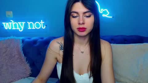 Snapshot of viollinalv chatting on February 10, 2025, 8:42 am viollinalv online show from February 10, 2025, 8:42 am