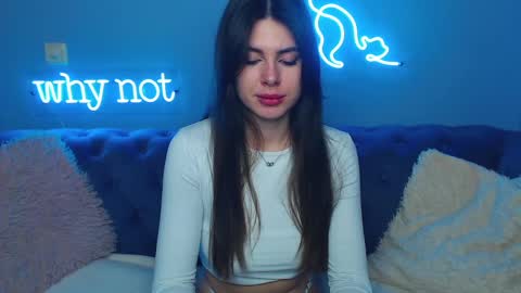 Snapshot of viollinalv chatting on February 15, 2025, 8:44 am viollinalv online show from February 15, 2025, 8:44 am