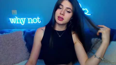 Snapshot of viollinalv chatting on February 16, 2025, 5:48 pm viollinalv online show from February 16, 2025, 5:48 pm