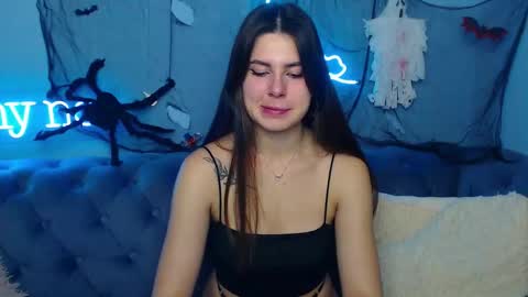 Snapshot of viollinalv chatting on October 31, 2025, 5:52 am viollinalv online show from October 31, 2025, 5:52 am