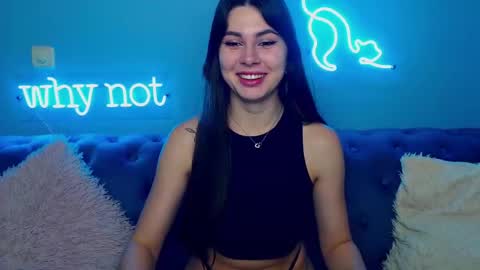 Snapshot of viollinalv chatting on November 16, 2025, 5:35 am viollinalv online show from November 16, 2025, 5:35 am