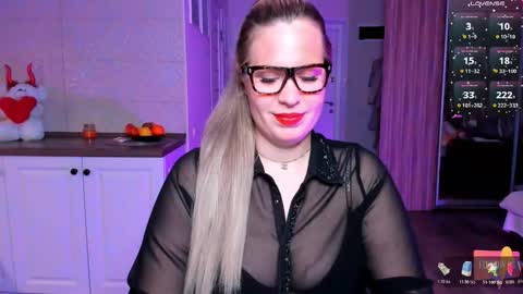 Snapshot of vip_juicy chatting on November 28, 2025, 11:13 am VelvettTime online show from November 28, 2025, 11:13 am