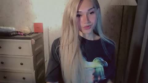 Pearl online show from November 21, 2025, 4:44 am