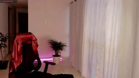 Snapshot of virtual111_ chatting on November 26, 2025, 10:33 pm Lu online show from November 26, 2025, 10:33 pm