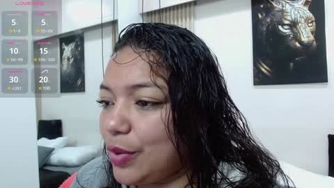 Snapshot of virtual_charm chatting on January 22, 2025, 2:14 pm Sofia online show from January 22, 2025, 2:14 pm