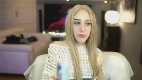 Snapshot of virtualexis chatting on November 14, 2025, 7:01 pm virtualexis online show from November 14, 2025, 7:01 pm