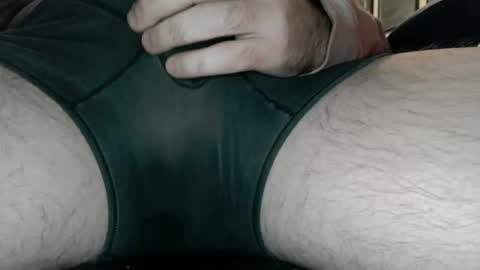 Snapshot of vitalbeach chatting on February 9, 2025, 5:11 pm vitalbeach online show from February 9, 2025, 5:11 pm