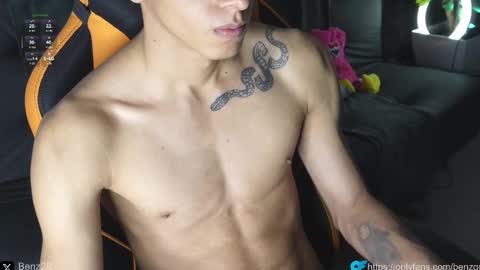 Snapshot of vito_benz chatting on February 22, 2025, 10:20 pm VITO BENZ online show from February 22, 2025, 10:20 pm