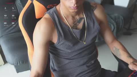 Snapshot of vito_benz chatting on October 8, 2025, 5:32 pm VITO BENZ online show from October 8, 2025, 5:32 pm