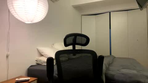 vitoraugustoxxx online show from November 17, 2025, 5:41 pm