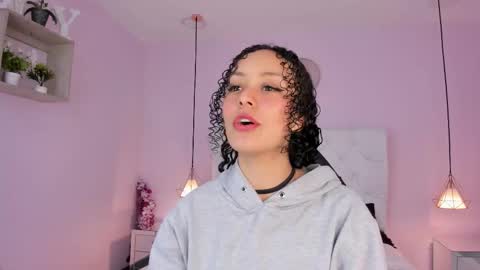 Snapshot of vivi_gh1 chatting on November 8, 2025, 3:39 am Vivi online show from November 8, 2025, 3:39 am