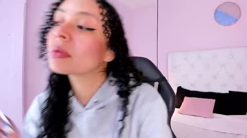 Snapshot of vivi_gh1 chatting on November 15, 2025, 3:59 am Vivi online show from November 15, 2025, 3:59 am