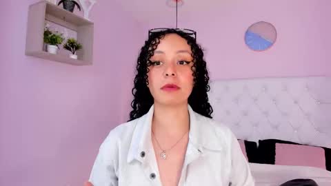 Snapshot of vivi_gh1 chatting on November 22, 2025, 3:49 am Vivi online show from November 22, 2025, 3:49 am