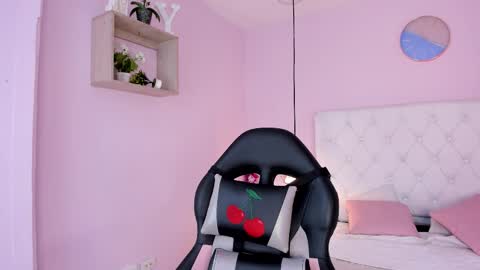 Snapshot of vivi_gh1 chatting on November 28, 2025, 3:53 am Vivi online show from November 28, 2025, 3:53 am