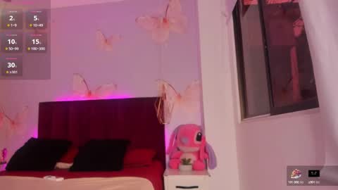 Snapshot of vivi_prinncess chatting on September 11, 2025, 10:32 pm Viviana online show from September 11, 2025, 10:32 pm