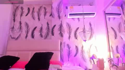 Snapshot of vivi_prinncess chatting on October 12, 2025, 11:04 pm Viviana online show from October 12, 2025, 11:04 pm