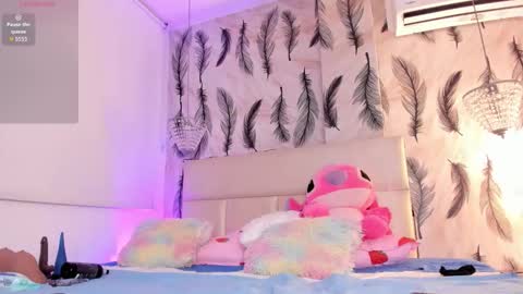 Snapshot of vivi_prinncess chatting on November 14, 2025, 11:13 pm Viviana online show from November 14, 2025, 11:13 pm