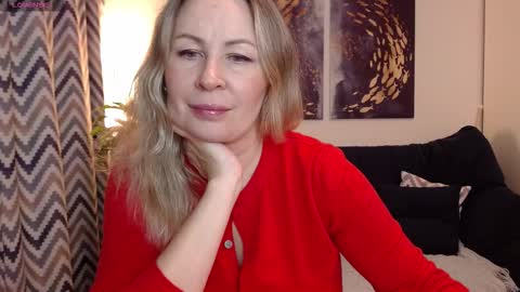 Snapshot of vivian_soul chatting on October 23, 2025, 6:39 pm Vivian online show from October 23, 2025, 6:39 pm