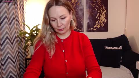 Snapshot of vivian_soul chatting on November 6, 2025, 6:31 pm Vivian online show from November 6, 2025, 6:31 pm