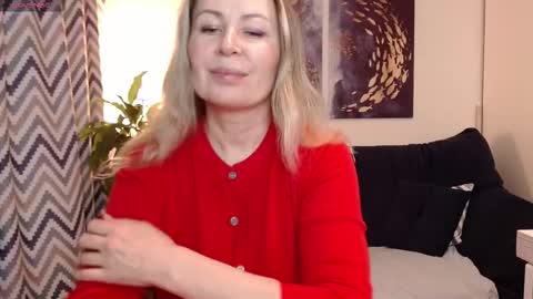 Snapshot of vivian_soul chatting on November 14, 2025, 4:06 pm Vivian online show from November 14, 2025, 4:06 pm