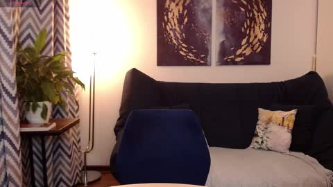 Snapshot of vivian_soul chatting on November 23, 2025, 6:19 pm Vivian online show from November 23, 2025, 6:19 pm