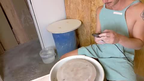 Viv online show from September 26, 2025, 8:02 pm